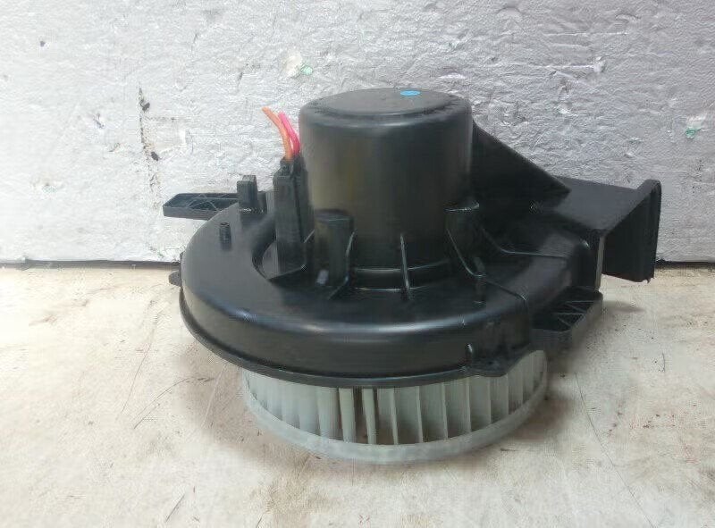 KACHELVENTILATOR Volkswagen Polo IV (9N1 / 2/3), Gebruikt, Berliner Ring 2 38440 Wolfsburg, DE, Volkswagen, Volkswagen AG