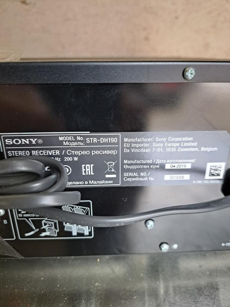 Sony STR-DH190 Stereo Receiver met Bluetooth, Ophalen of Verzenden, Zo goed als nieuw, Sony, 120 watt of meer