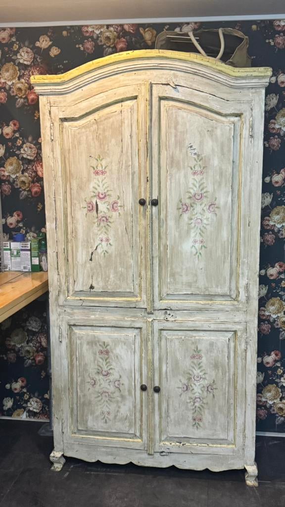 Klerenkast gratis, Ophalen