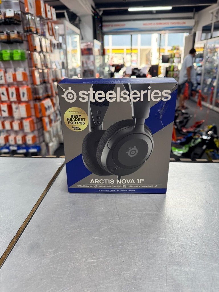 SteelSeries Arctis Nova 1P Gaming Headset | ZGAN | €44,99, ., Ophalen of Verzenden, Zo goed als nieuw, .