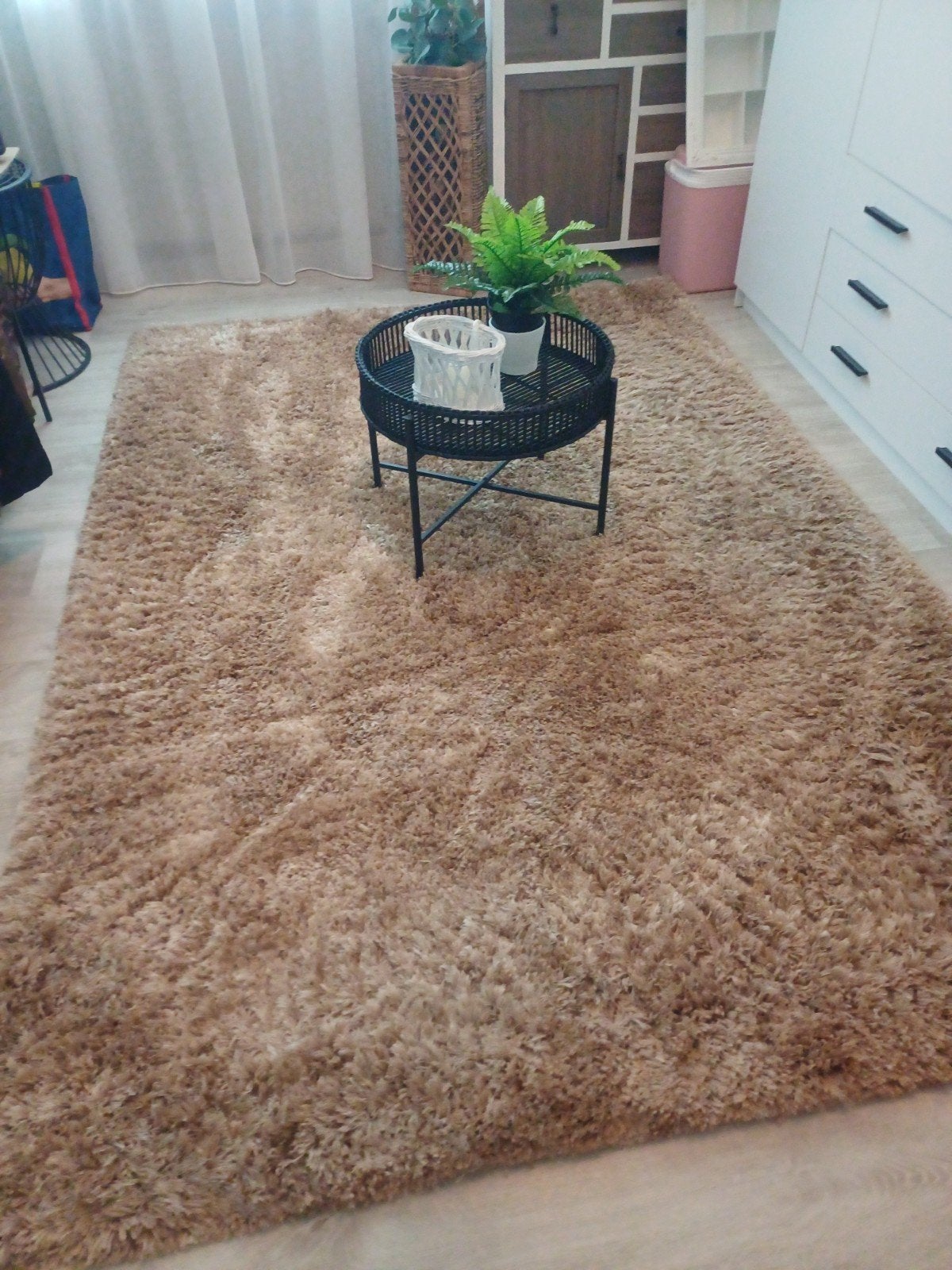 Mooi bruin shaggy vloerkleed, zacht en comfortabel, Huis en Inrichting, Stoffering | Tapijten en Kleden, Ophalen, Shaggy, Bruin