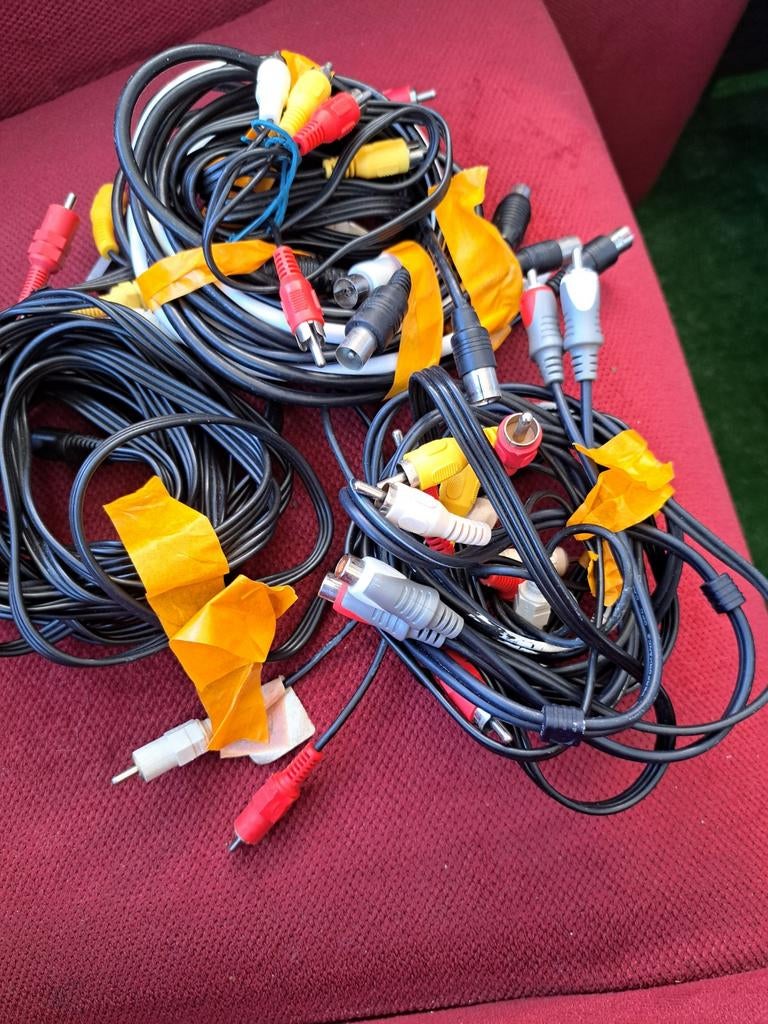 Partij diverse audio/video kabels (meer dan 10 stuks), Ophalen of Verzenden, Gebruikt, Minder dan 2 meter, Overige kabels