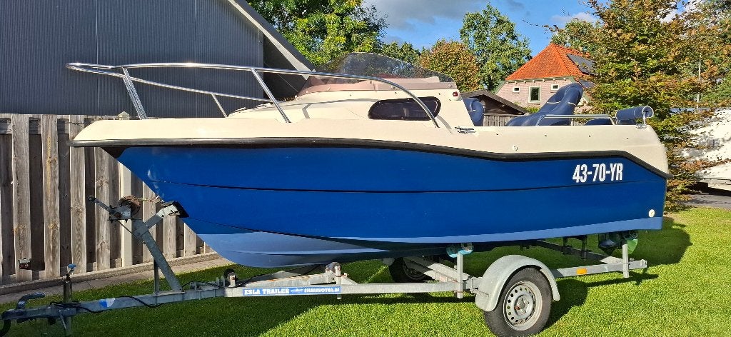 Conger Cabin 460  -  Mercury 60 PK 4-takt en Trailer, Watersport en Boten, Kajuitboot, Buitenboordmotor, 5 m, Polyester
