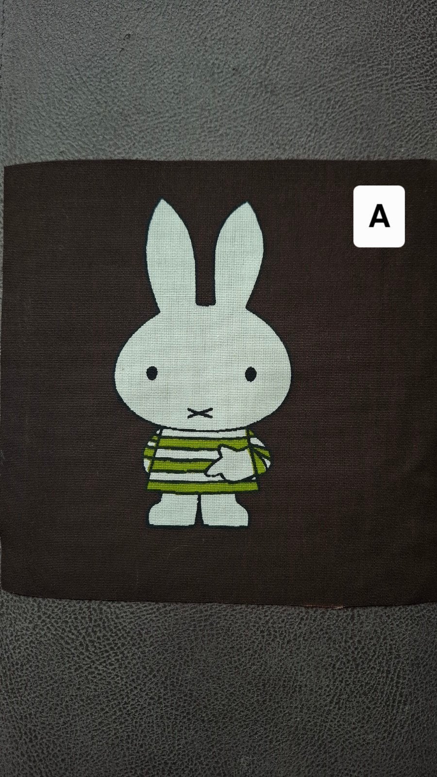 Nieuwe donkerbruine Nijntje retro lapjes - diverse afmetinge, Overige kleuren, Nieuw, Ophalen of Verzenden, Katoen