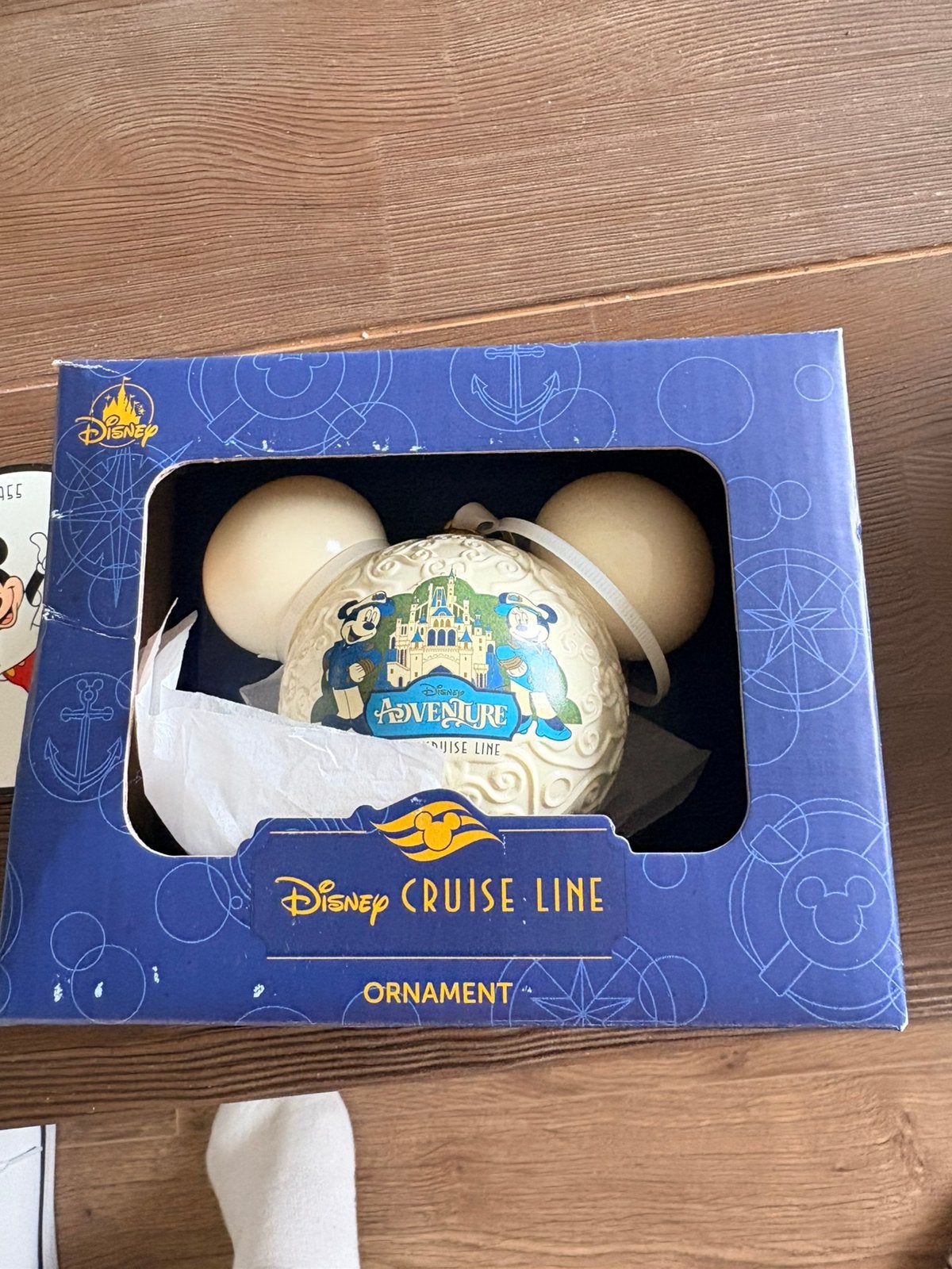 Disney adventure cruise ornament, Ophalen of Verzenden, Overige figuren, Zo goed als nieuw, Beeldje of Figuurtje