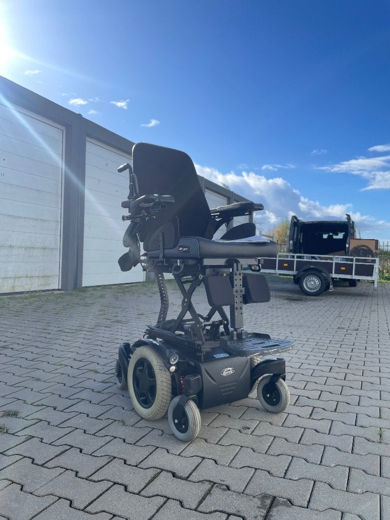 Elektrische rolstoel QUICKIE Salsa met zithoogteverstelling, Diversen, Ophalen, Gebruikt, Elektrische rolstoel