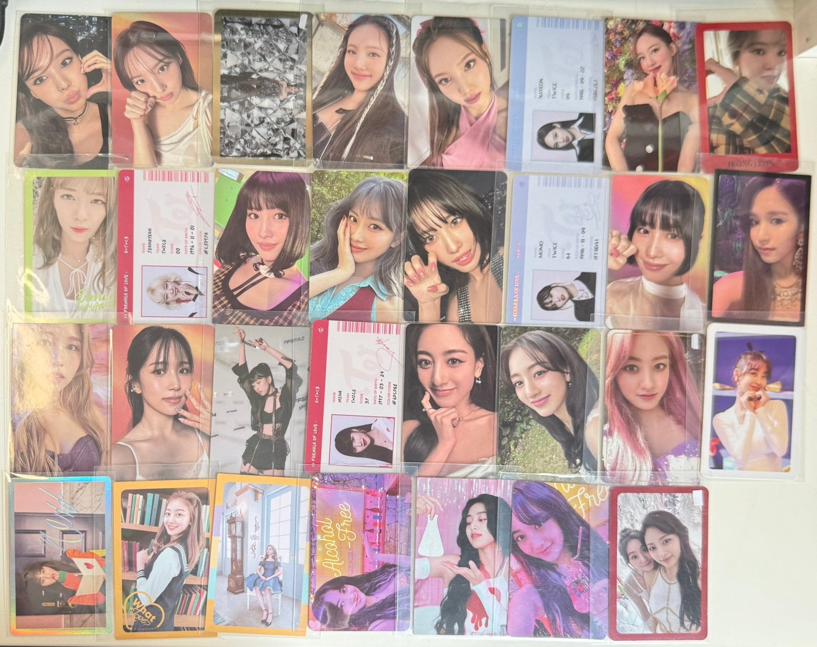 twice photocard nayeon jeongyeon mina momo jihyo, Verzenden, Zo goed als nieuw, Foto of Kaart