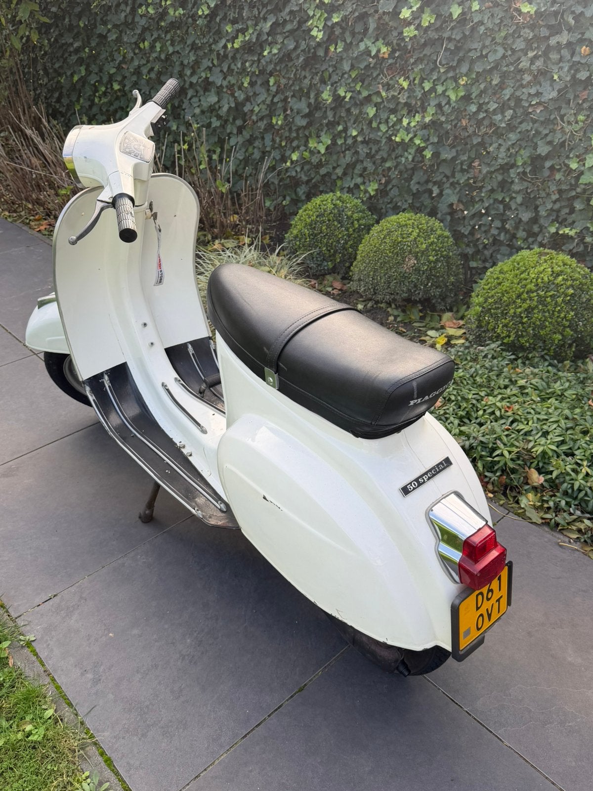 Vespa V50 SPECIAL BJ 1973 op Geel kenteken, Ophalen, Zo goed als nieuw, Benzine, Vespa