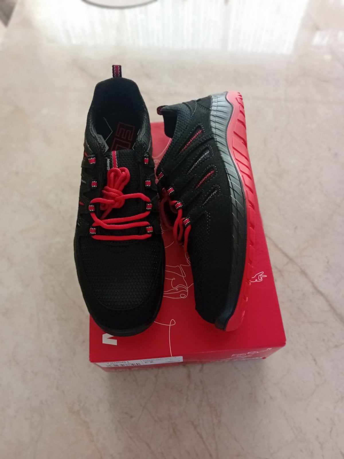 ELTEN Maddox Black-Red S3S Lage Veiligheidsschoenen Maat 43, Zwart, ELTEN, Nieuw, Ophalen of Verzenden