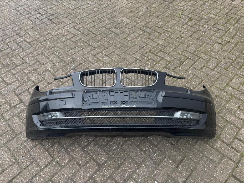 Voorbumper BMW 1-serie E87,E81 SCHWARZ 2 ( 668 ), Gebruikt, Bmw, Voor, Bmw