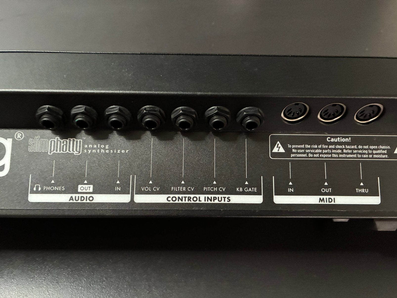 Foto 8 van Moog Slim Phatty – Analoge Desktop Synthesizer