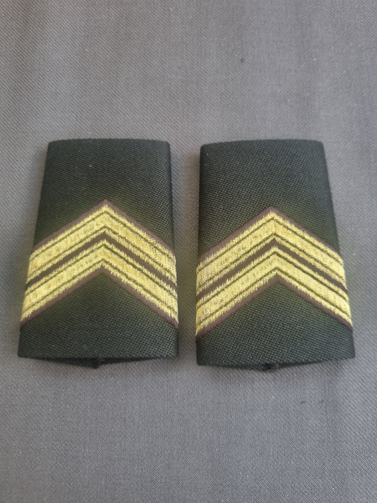 Rangen DT 63 jas sergeant majoor, Ophalen of Verzenden, Landmacht, Nederland, Embleem of Badge