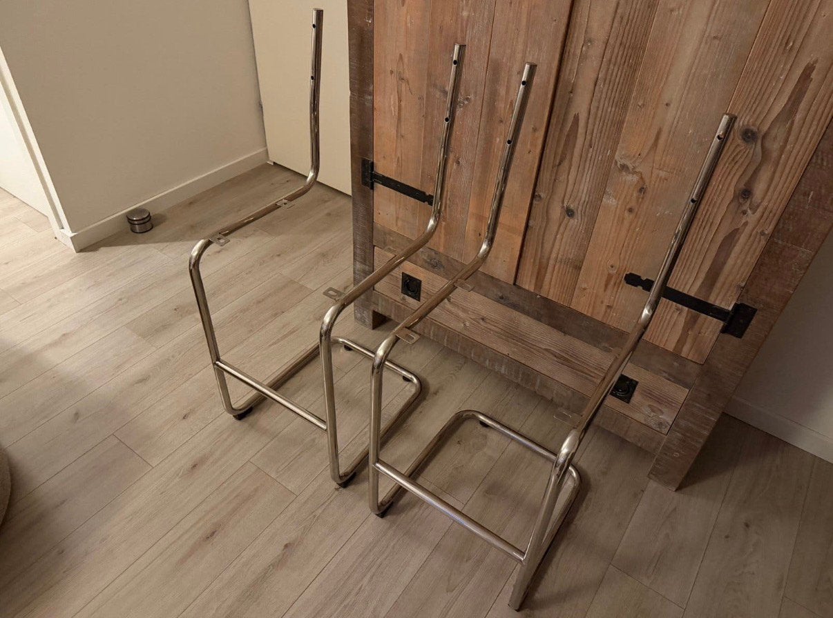 2 Zware Sterke Metalen Onderstellen Barkruk Poten Barstoel, Huis en Inrichting, 1 kruk, Ophalen, Zo goed als nieuw, 60 tot 90 cm