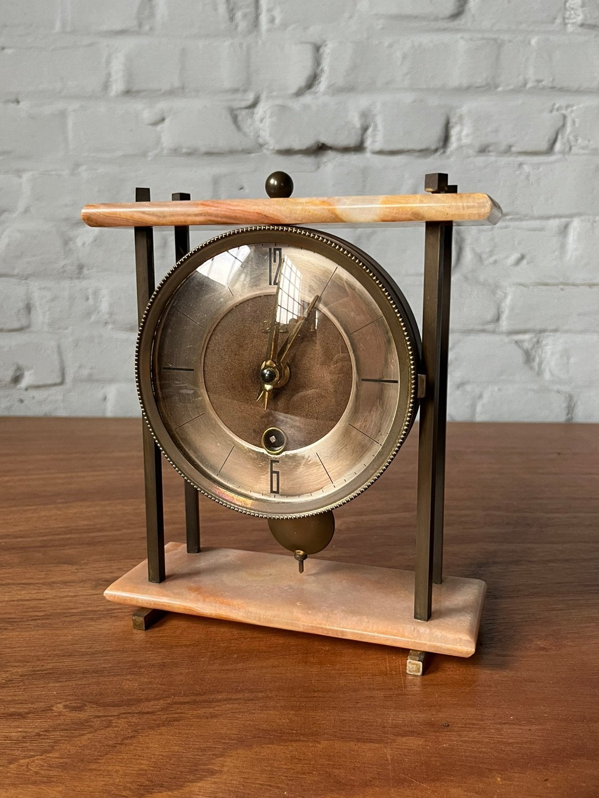 Mid Century Modern klok vintage Tafelklok Messing marmer, Ophalen, A, A, A