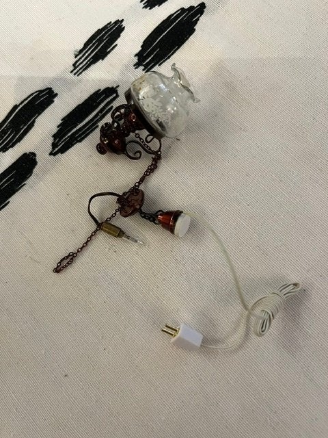 poppenhuis spullen   lampje (moet gerepareerd), Verzamelen, Ophalen of Verzenden, Nieuw, Poppenhuis