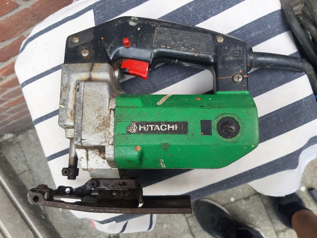 Hitachi Vintage decoupeerzaag