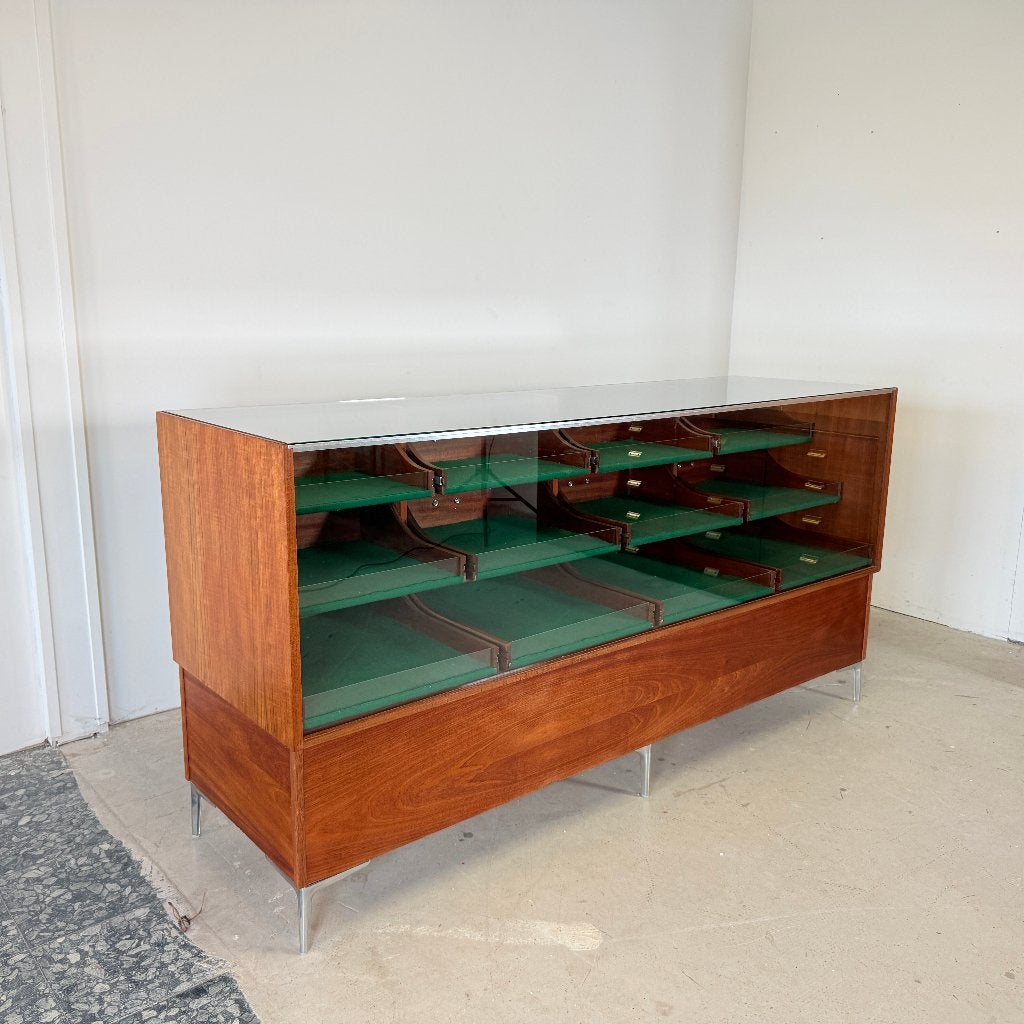 Mid-Century Vitrine Toonbank – Mahonie, Chroom & Gehard Glas, Ophalen of Verzenden