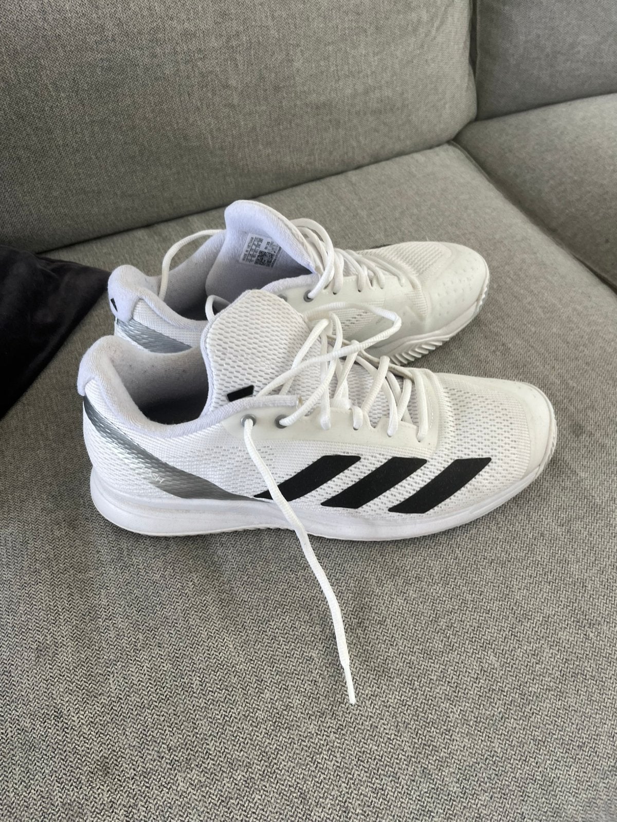 Adidas tennisschoenen - Wit met zwarte strepen, Adidas, Gebruikt, L00, Schoenen