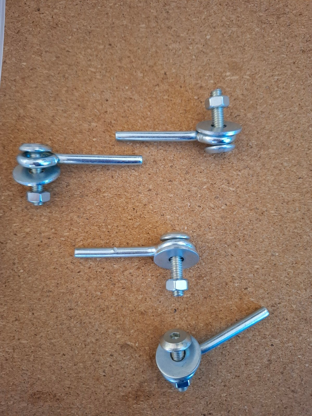 Set box schroeven - 4 stuks, Ophalen of Verzenden, Zo goed als nieuw