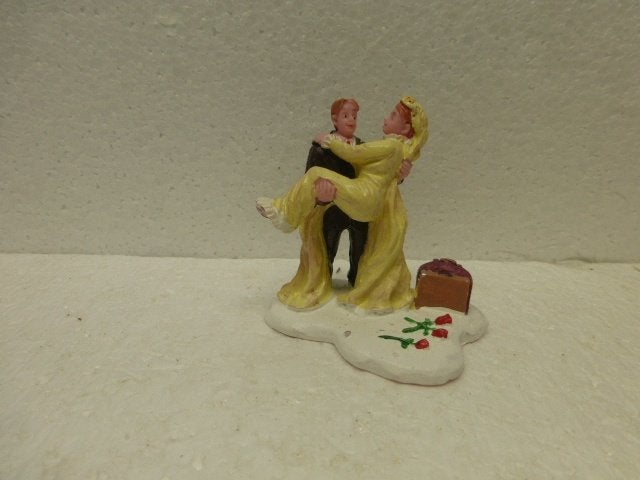 lemax just married kerstdorp echtpaar poppetjes figurines, Diversen, Ophalen of Verzenden, Zo goed als nieuw