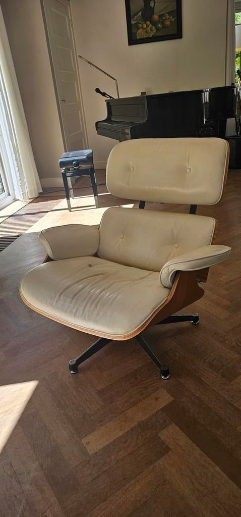 Replica Eames Lounge Chair - Crème Leer, Gebruikt, Overige kleuren, Design, Modern, Ophalen of Verzenden