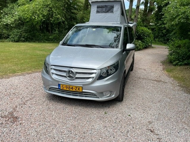 Mercedes-Benz Vito Buscamper automaat 140 PK, Caravans en Kamperen, Raamblindering, Tot en met 2, Diesel, Particulier