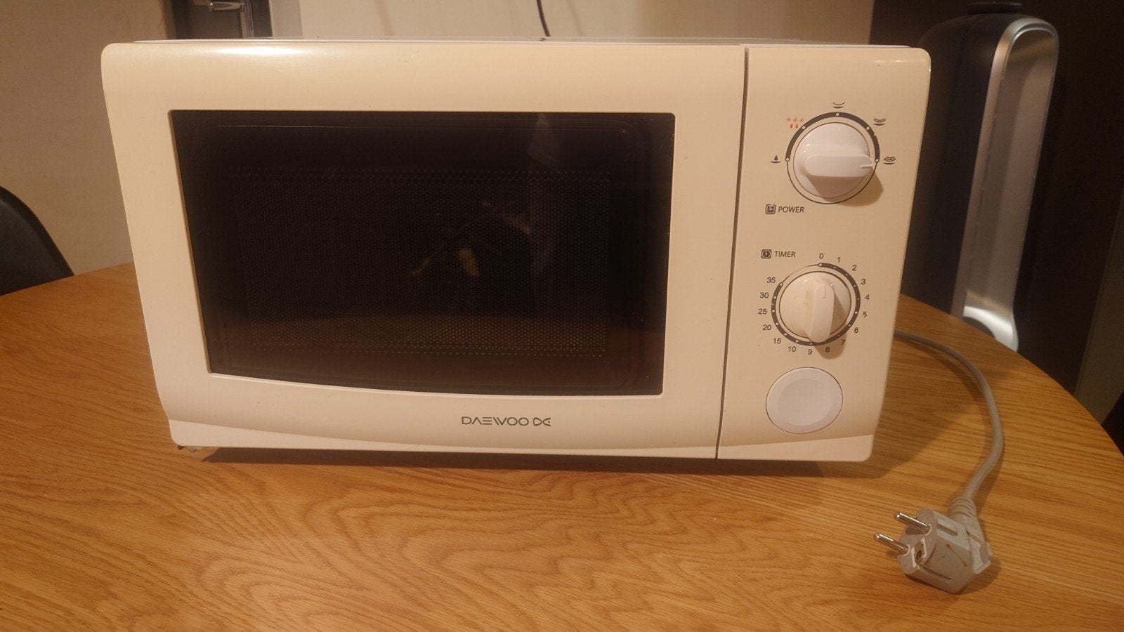 Daewoo KOR-6L35 Magnetron - Compact en Gebruikt, Ophalen, Gebruikt