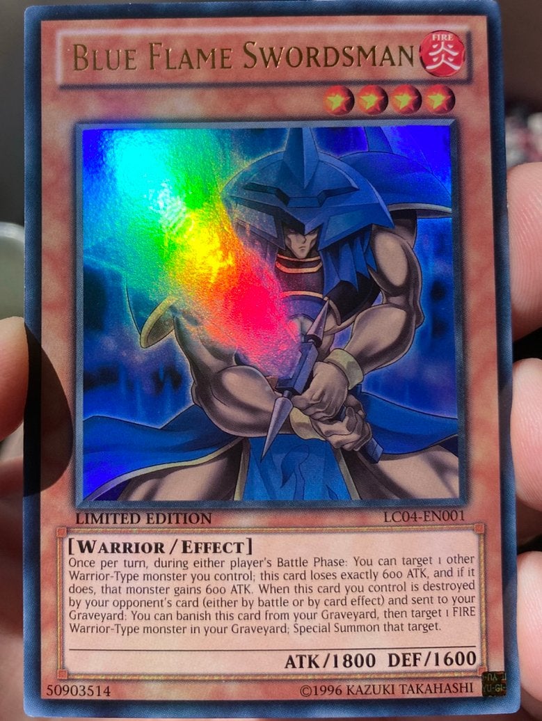 Yu-Gi-Oh! Blue Flame Swordsman LC04 Limited Edition !, Ophalen of Verzenden, Gebruikt, Losse kaart, Foil