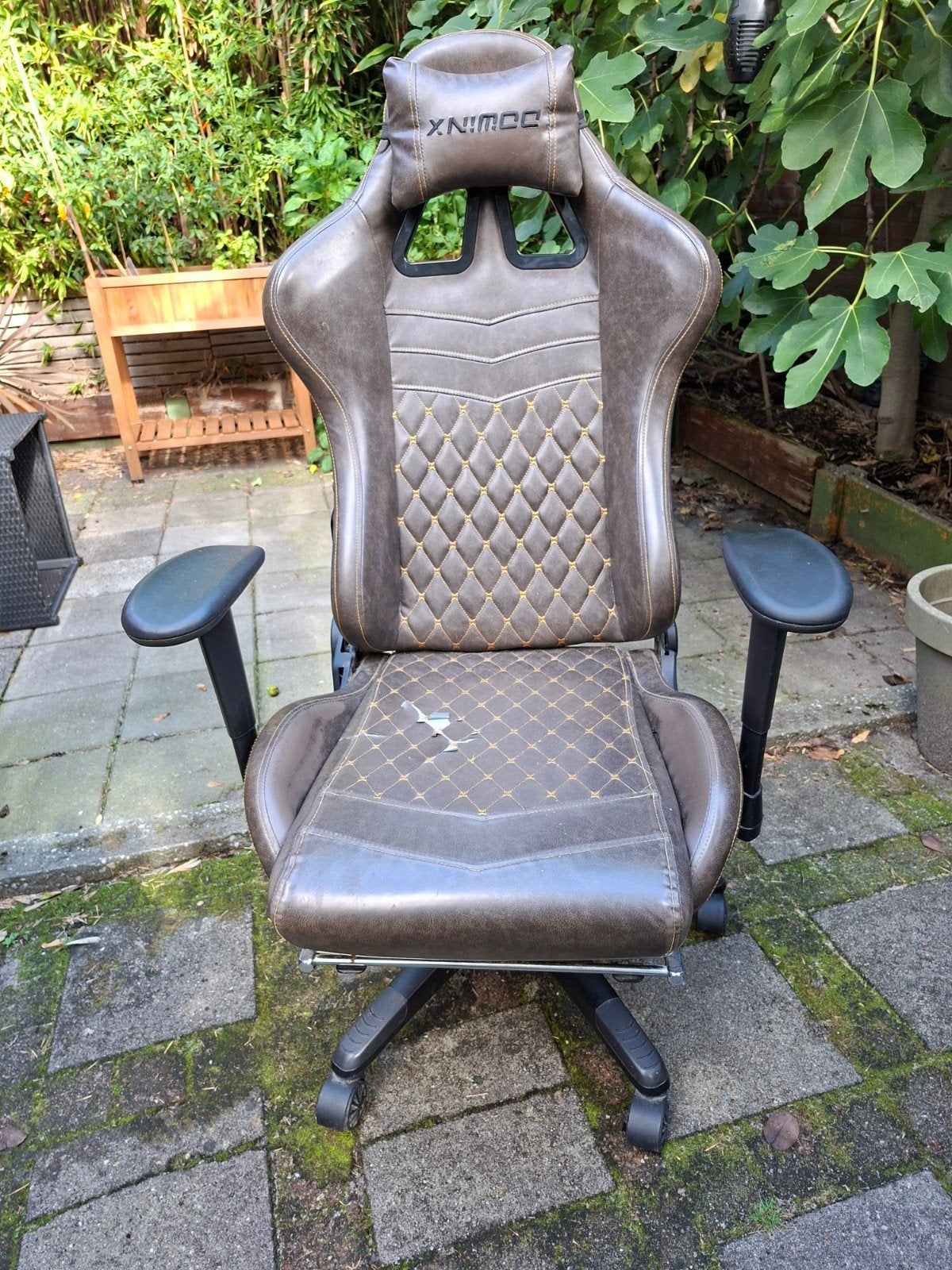 Gamingstoel bruin met beschadiging, Huis en Inrichting, Stoelen, Ophalen, Kunststof, Gebruikt, Bruin