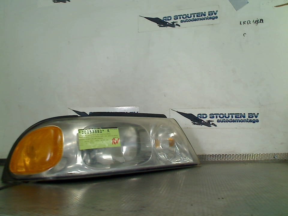 Koplamp Rechts Lincoln Navigator 1998 f85b13005a, Gebruikt, Info@AdStouten.nl, Autodemontage Ad Stouten BV, Ringweg 1a, OOSTERLAND 4307 NK, Zeeland, , Nederland