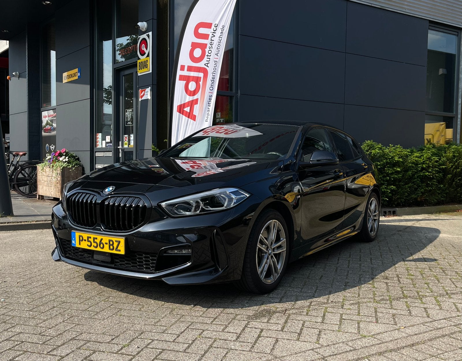 BMW 1-Serie 120i Business Edition M-Sport AUT, Auto's, BMW, Bedrijf, 1-Serie, ABS, Achteruitrijcamera, Adaptieve lichten, Airbags