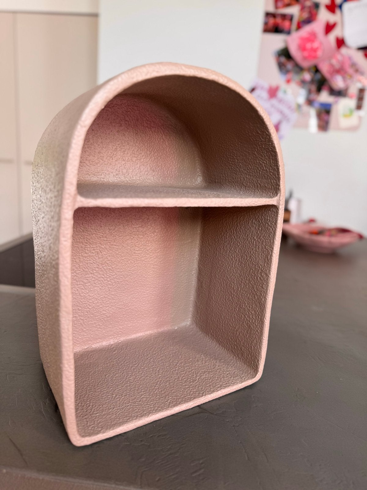 Bloomingville wandkast - Roze wandrek, Met plank(en), Nieuw, Ophalen of Verzenden, Minder dan 100 cm