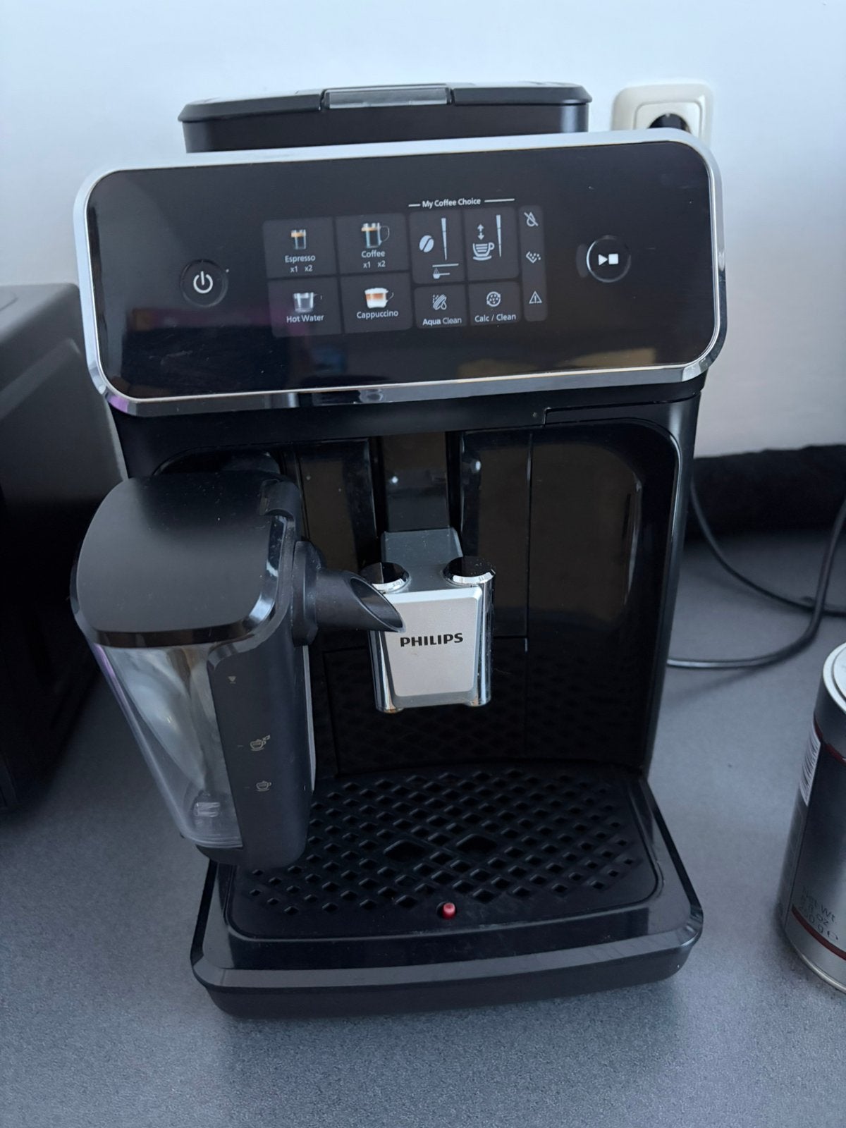 Philips 2300 bonen machine met melkopschuimer, Ophalen, Zo goed als nieuw, Koffiemachine