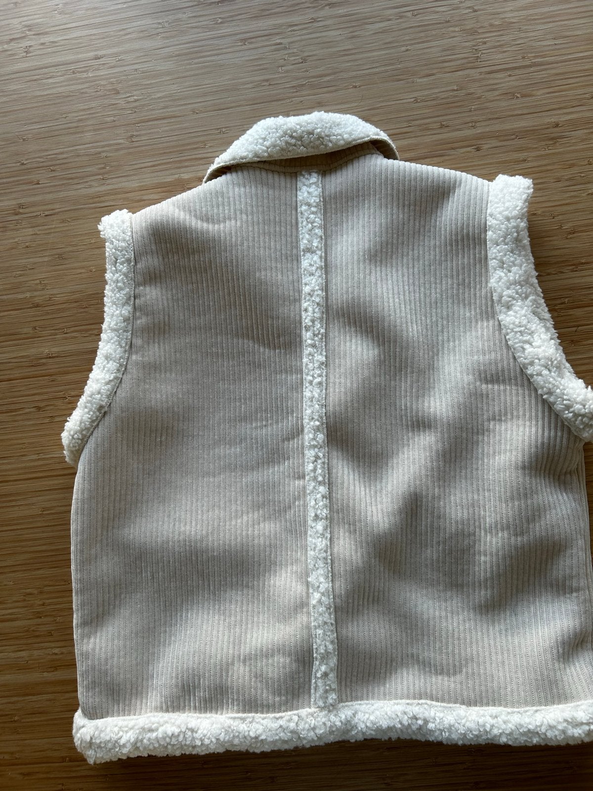 Studio Anneloes Nikita teddy 2way gilet - Nieuw met kaartje, Ophalen of Verzenden, Nieuw, Maat 42/44 (L), Beige