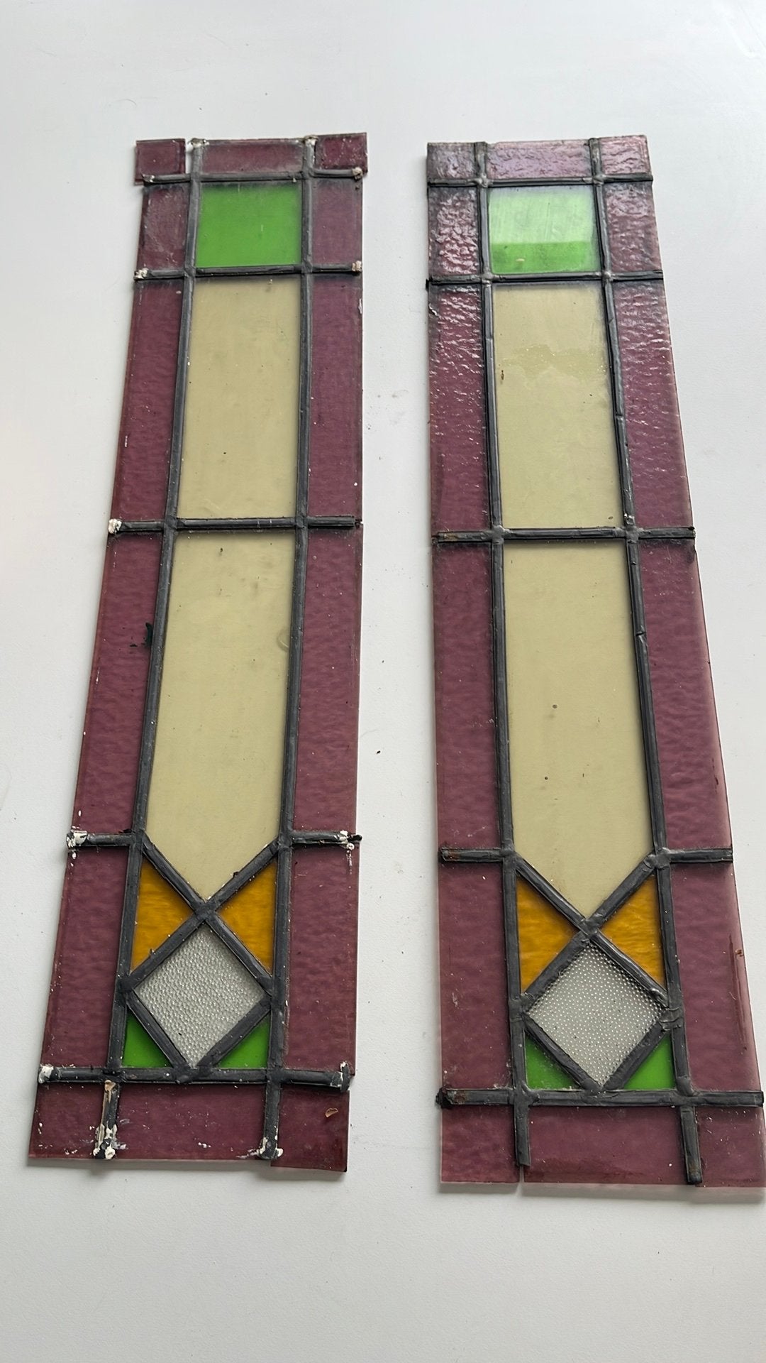 Twee mooie stukjes oud glas in lood 58x13.5 cm, Doe-het-zelf en Verbouw, Gebruikt, Minder dan 80 cm, Ophalen of Verzenden, Minder dan 80 cm