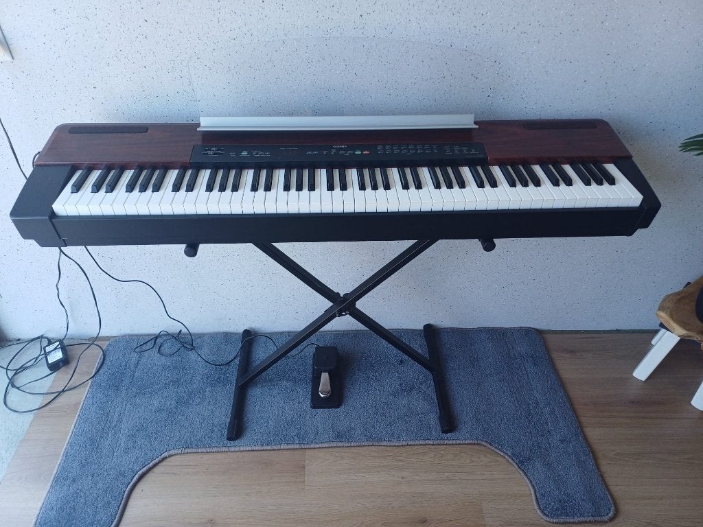 Yamaha P-120 digitale piano, Gebruikt, Bruin, ., Digitaal