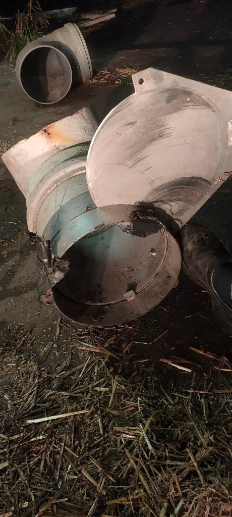 Doseerschuif met bocht voor krachtvoer of kunstmest silo, Dieren en Toebehoren, Ophalen, Vee