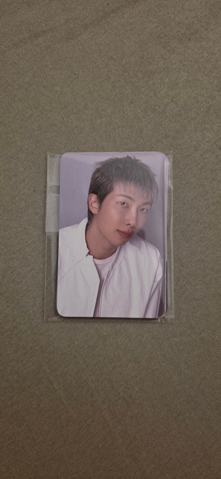BTS army zone photocard set Parijs, Verzamelen, Ophalen of Verzenden, Nieuw, Foto of Kaart