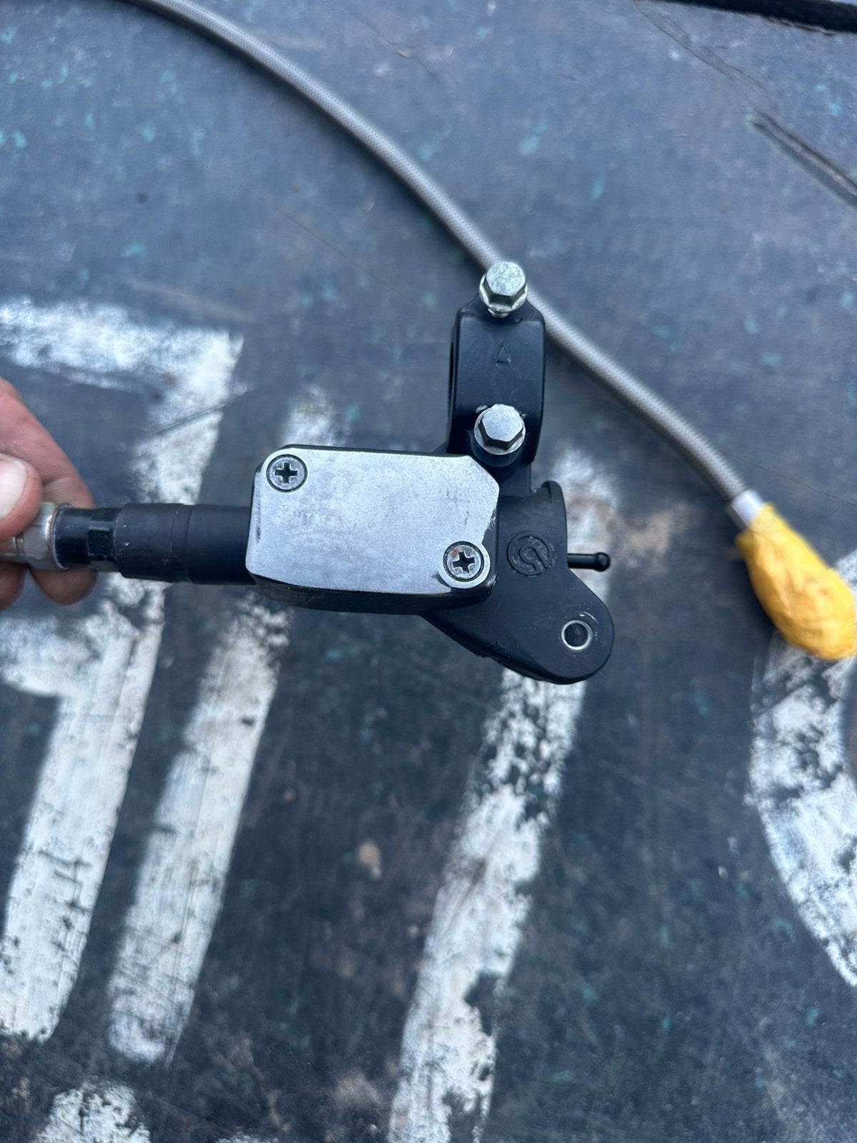 Brembo Remcilinder hoofdremcilinder reservoir stuntrem, Ophalen of Verzenden, Gebruikt