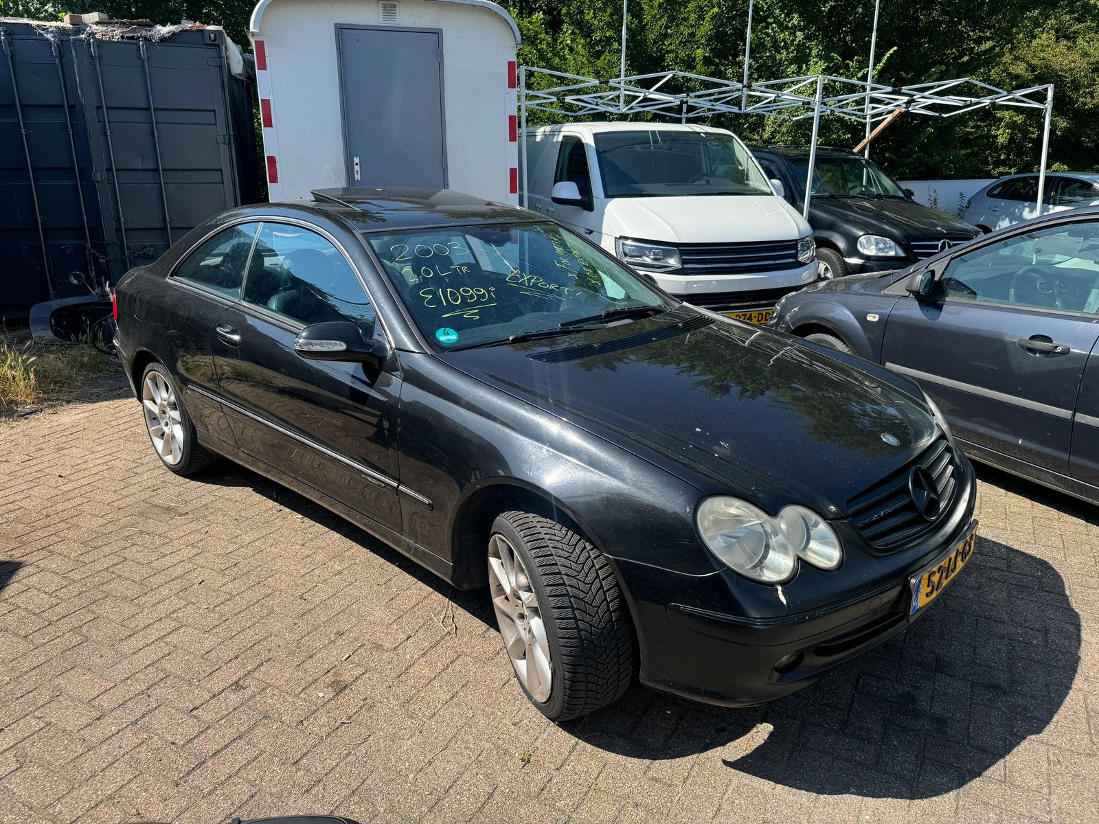 Mercedes-Benz CLK200K  AUT 2003 Airco AUT PARTS OR EXPORT, Automaat, Achterwielaandrijving, Zwart, 4 cilinders