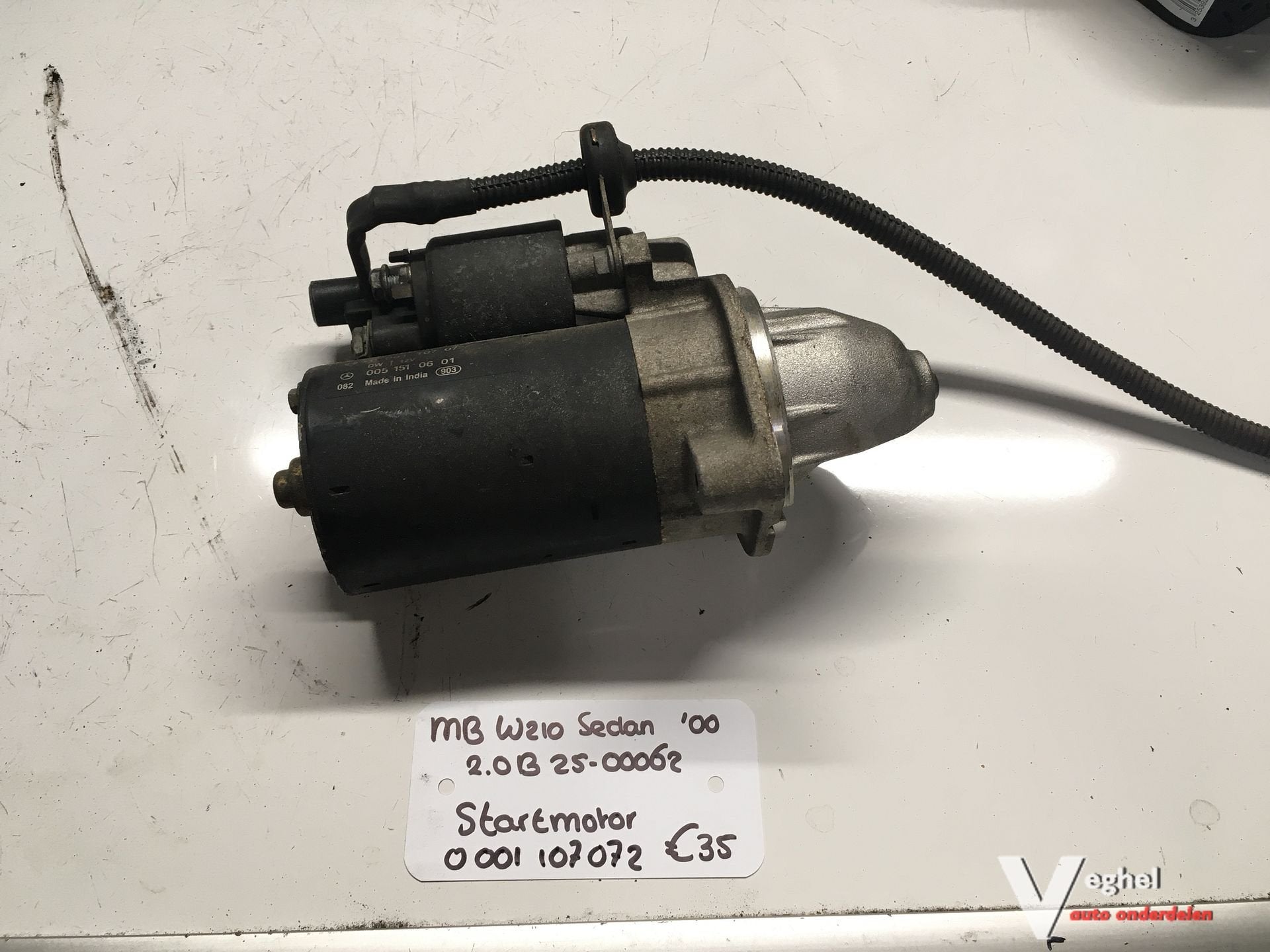Mercedes W210 sedan 2.0 Benzine 2000 2500062  Startmotor  0