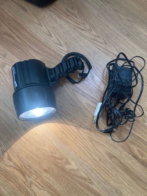Duiklamp princeton tec oplaadbaar Met adapter en accu, Watersport en Boten, Duiken, Ophalen of Verzenden, Gebruikt, Duiklamp