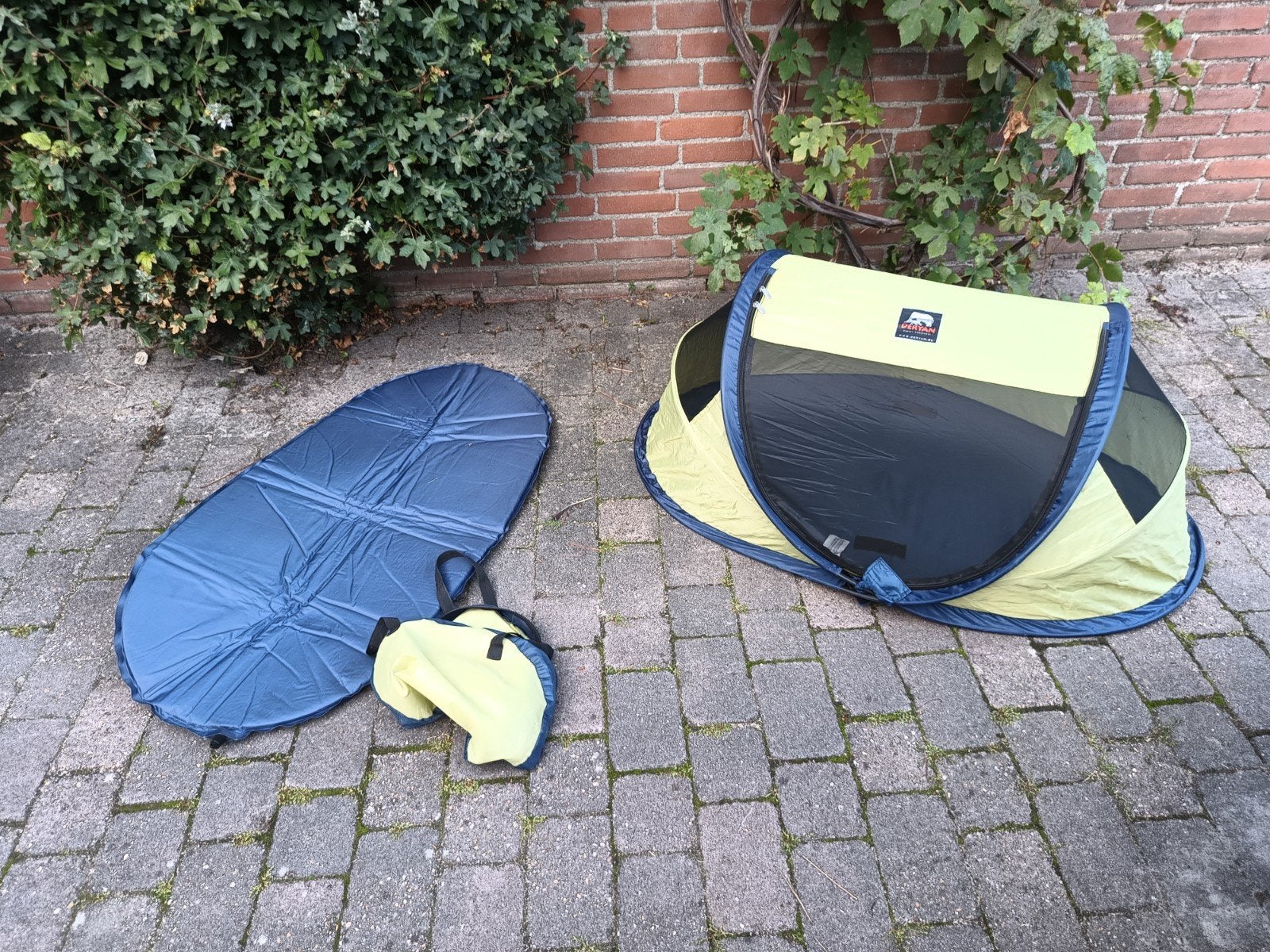 Deryan Peuter Luxe Reisbedje met zelfopblaasbaar matras, Ophalen, Zo goed als nieuw, Overige typen