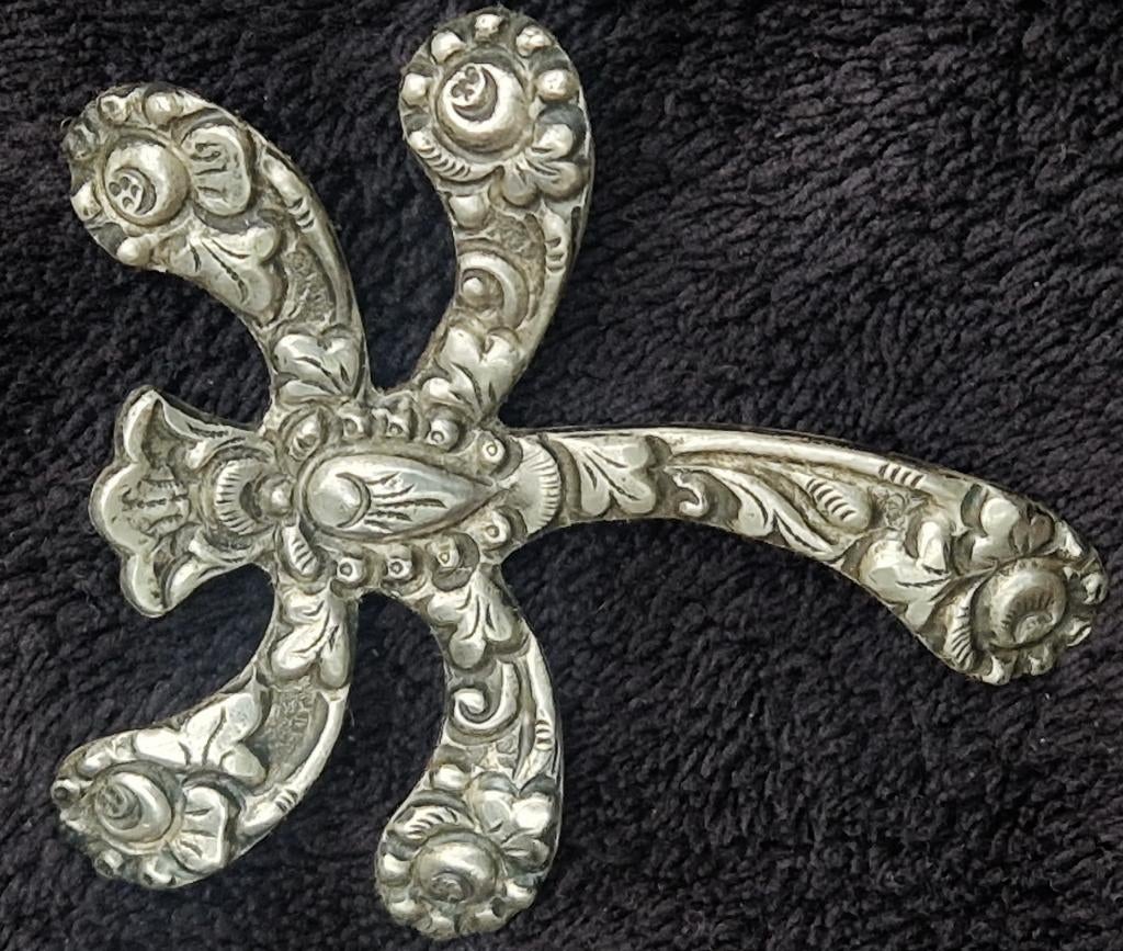 Bijzondere, antieke Indische Insecten broche met zilverkeur, Ophalen of Verzenden, Zilver, Broche