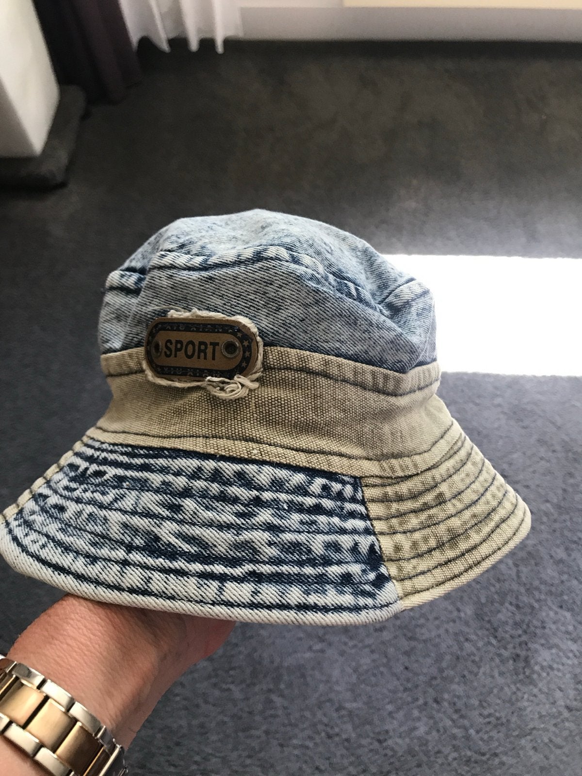 Jeans zonnehoedje voor kleuters - Katoen - 1/2 jaar, Gebruikt, Jongetje of Meisje, Hoed, Ophalen of Verzenden