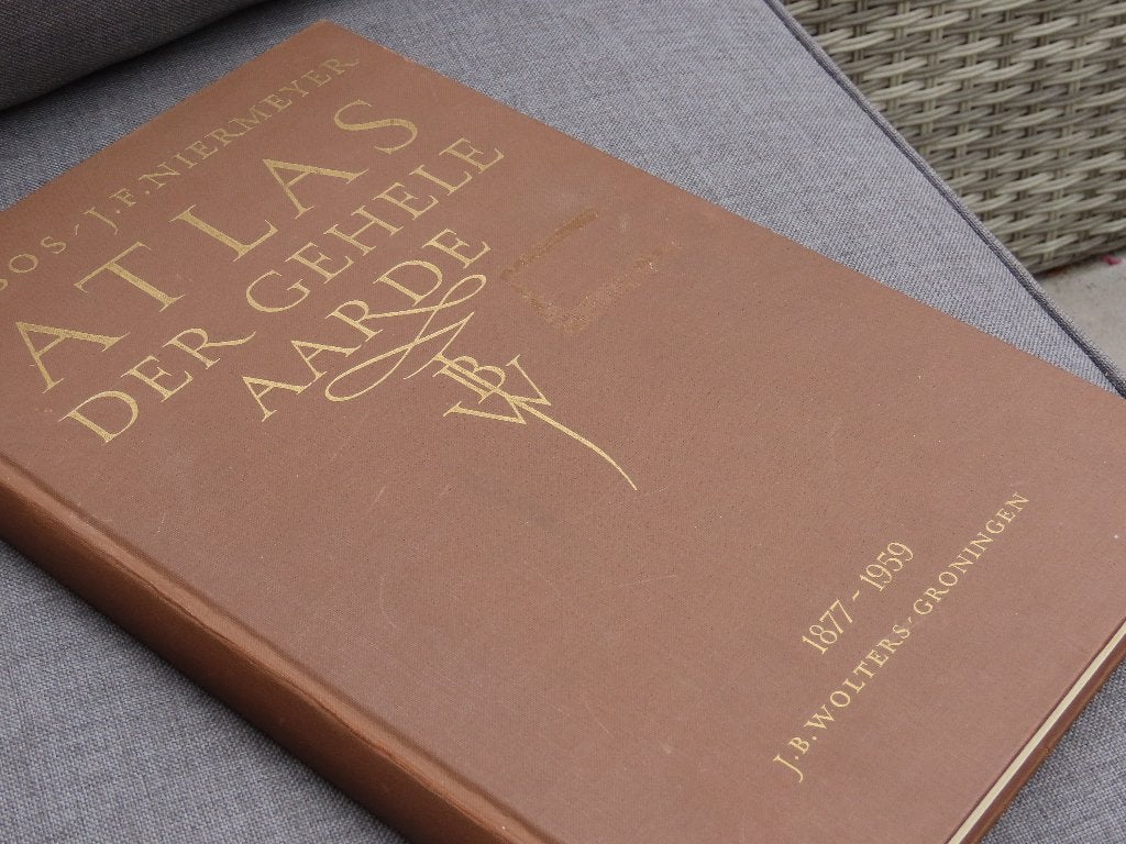 Atlas uit 1959, Gelezen, Overige atlassen, Ophalen of Verzenden, 1800 tot 2000