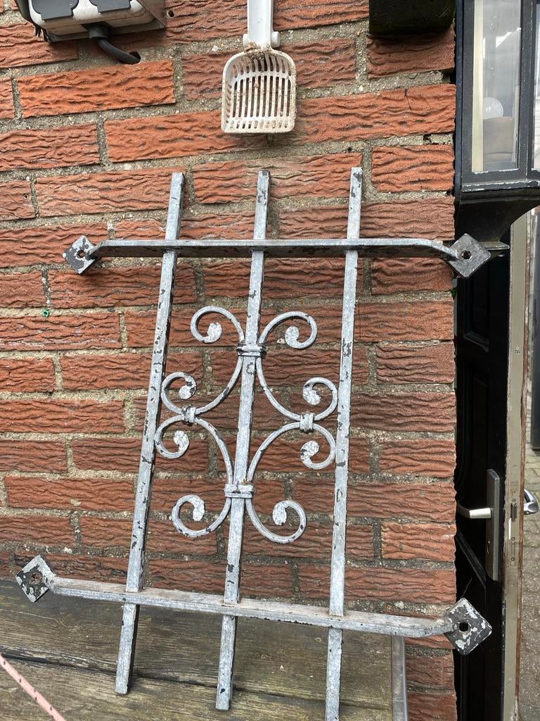 Oud ijzeren sierhekje, Ophalen of Verzenden