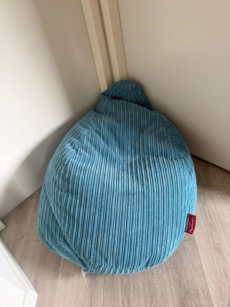 Lounge Pug zitzak Highback in Cord Turquoise (Nieuw €89,90), Huis en Inrichting, Zitzakken, Ophalen, Zo goed als nieuw, Blauw