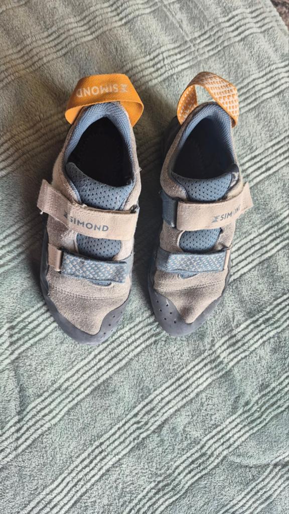 Simond Klimschoenen / Boulderschoenen, Klimb V2, maat 37, Ophalen of Verzenden, Gebruikt, Schoenen