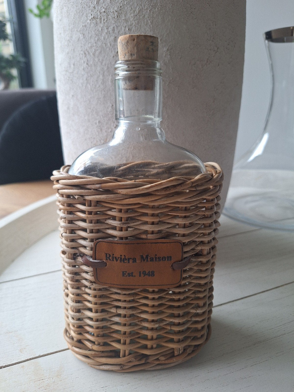 Riviera Maison fles met rotan omhulsel, Huis en Inrichting, Ophalen of Verzenden, Zo goed als nieuw
